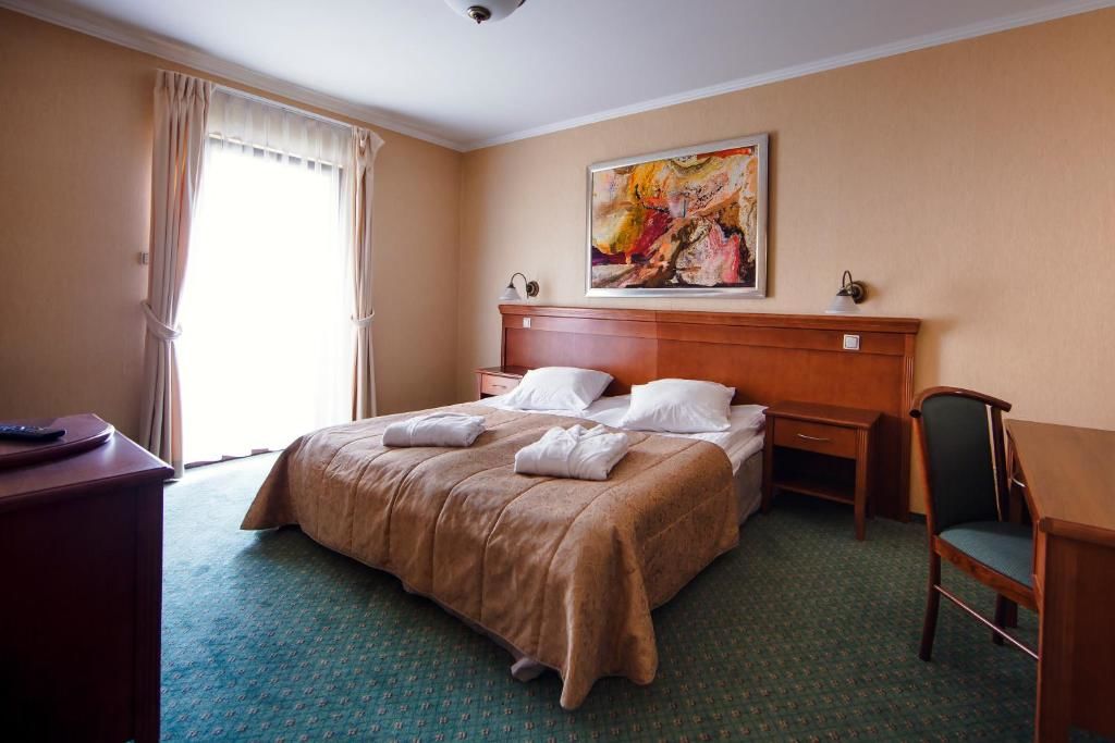 Отель Hotel Magellan Bronisławów-55