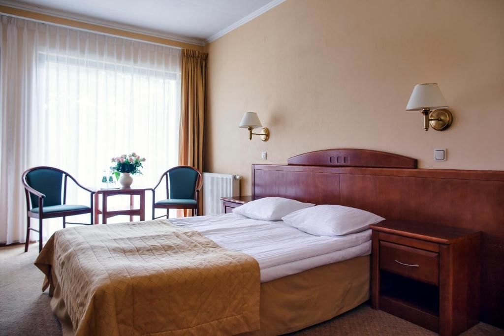 Отель Hotel Magellan Bronisławów